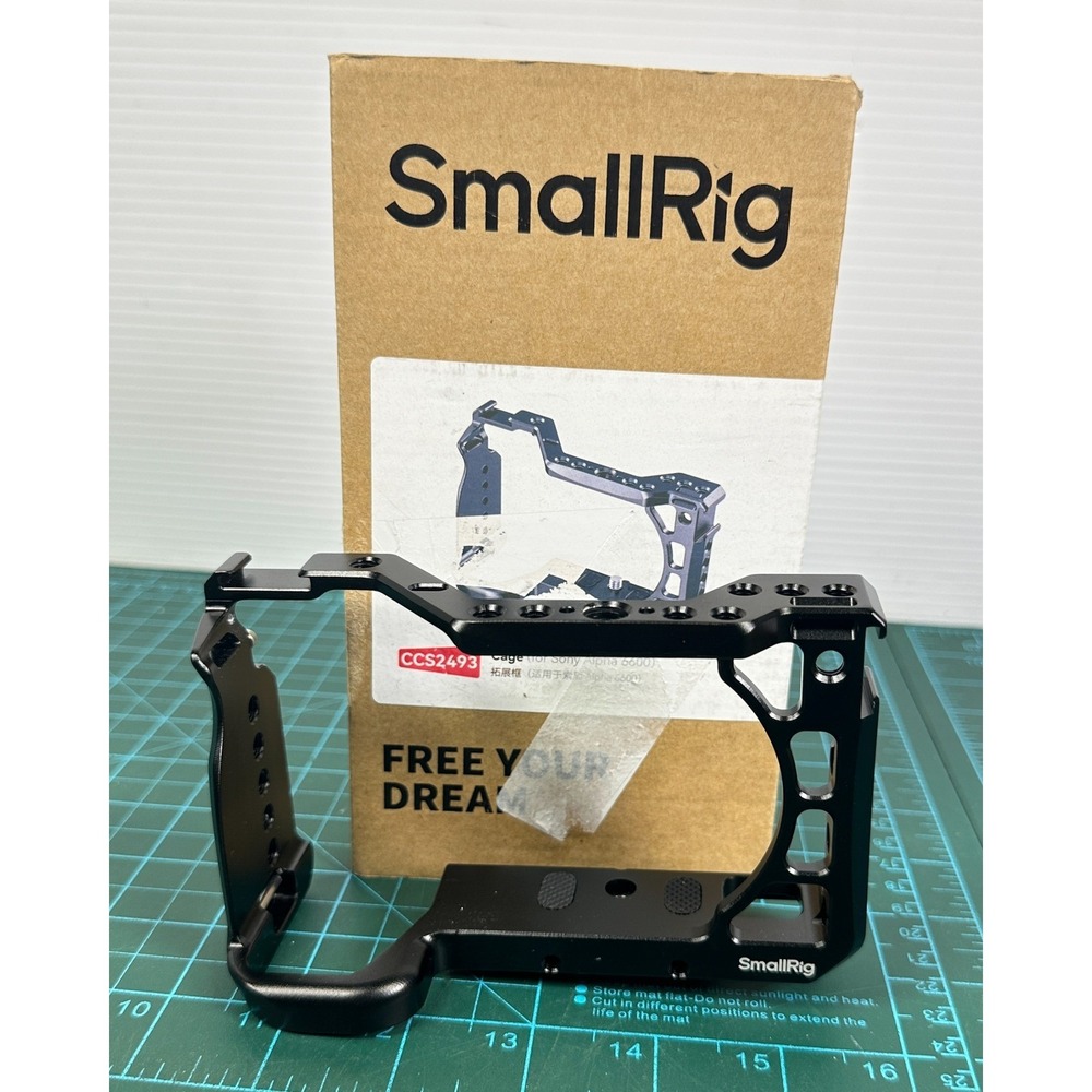 SmallRig CCS2493 Camera Cage for Sony Alpha A6600 Black Aluminum Rig Accessory